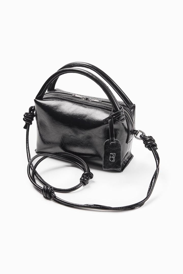Siyah Minimal Logolu Mini Çanta