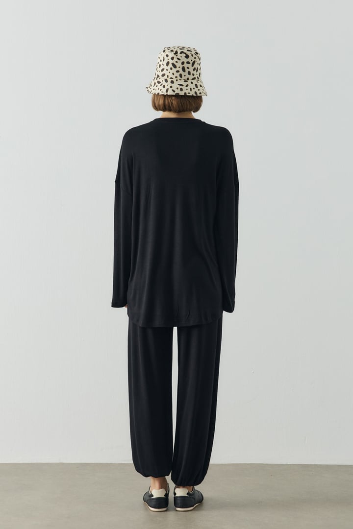 Siyah Oversize Uzun Kol Basic Body