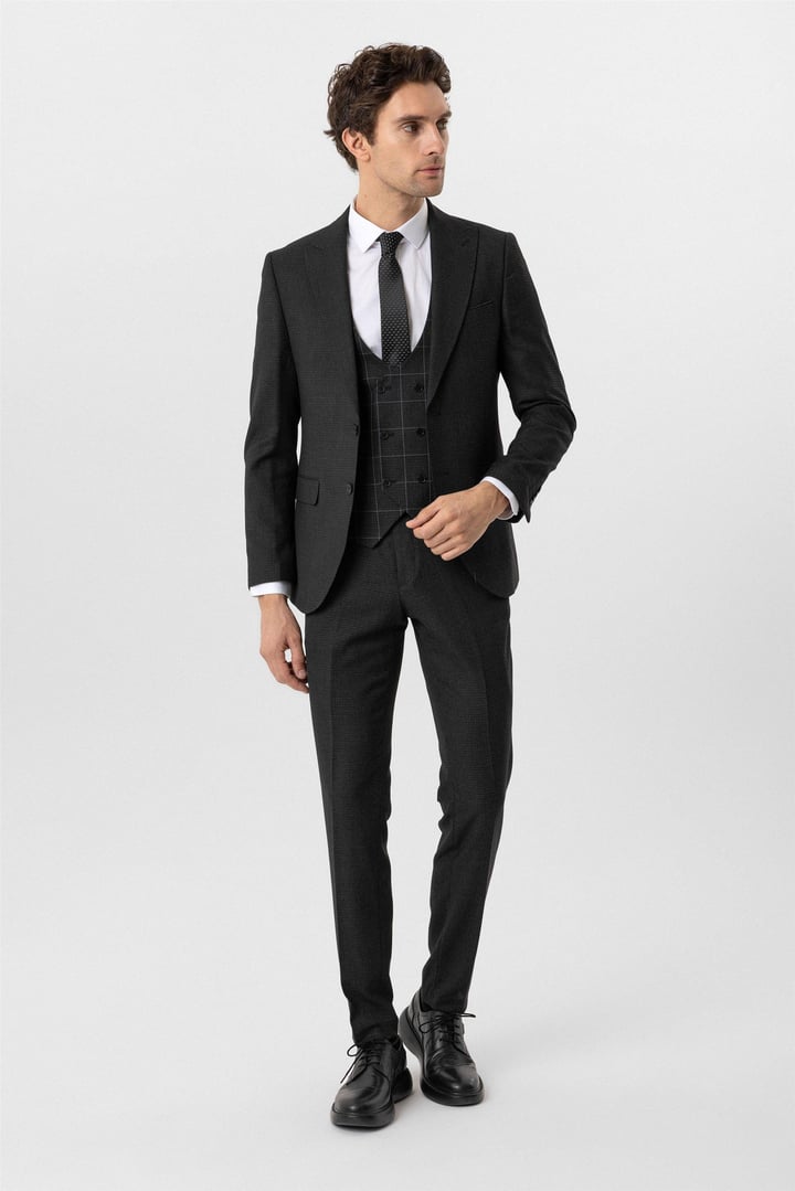 Antrasit Slim Fit Armürlü Sivri Yaka 6 Drop Yelekli Klasik Takım Elbise