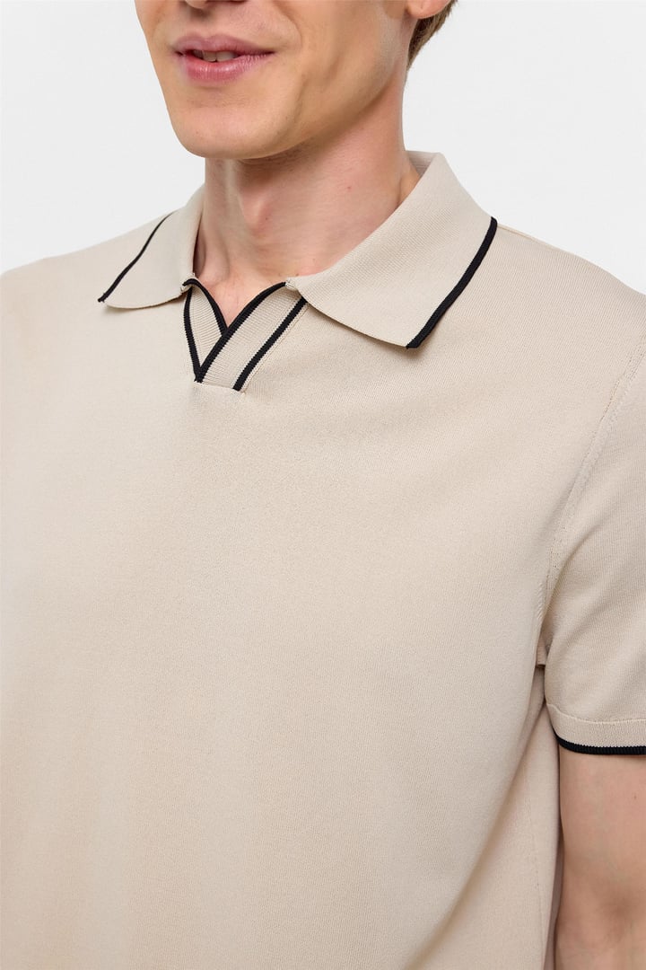 Bej Regular Düz Polo Yaka Triko Tişört 