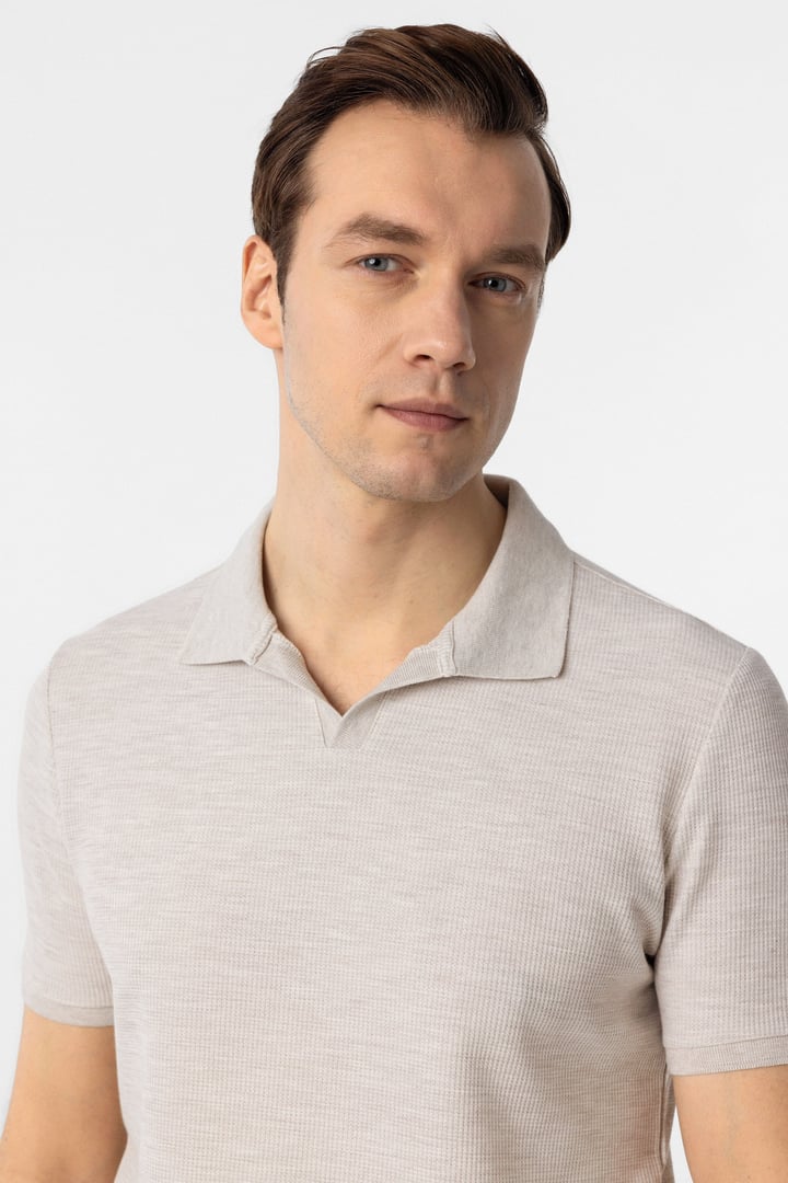 Bej Slim Fit Armürlü Polo Yaka Tişört