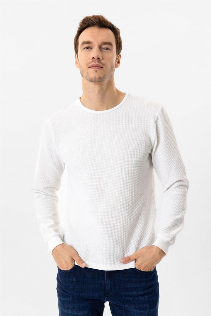Beyaz Slim Fit Armürlü Bisiklet Yaka Sweatshirt