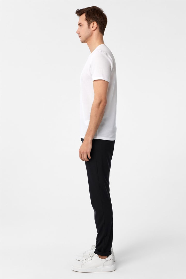 Beyaz Slim Fit Armürlü Bisiklet Yaka Tişört