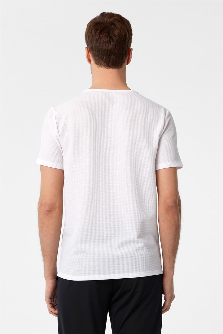 Beyaz Slim Fit Armürlü Bisiklet Yaka Tişört