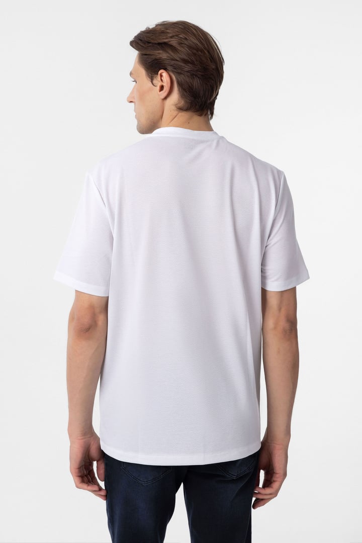 Beyaz Slim Fit Armürlü Bisiklet Yaka Tişört