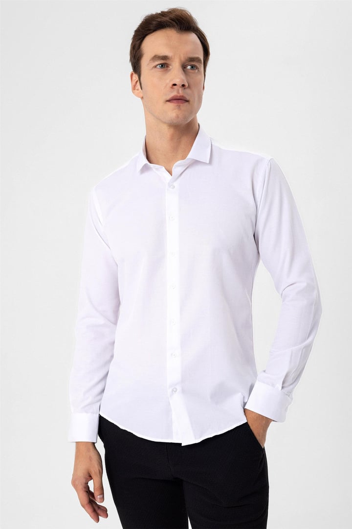 Beyaz Slim Fit Armürlü Klasik Yaka Gömlek