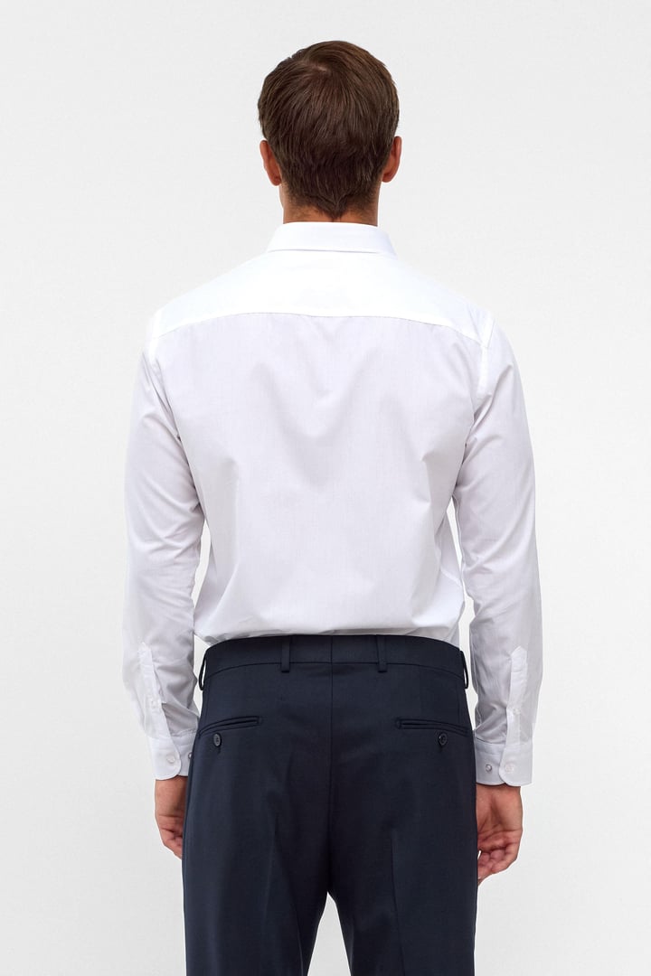 Beyaz Slim Fit Düz Klasik Yaka Gömlek