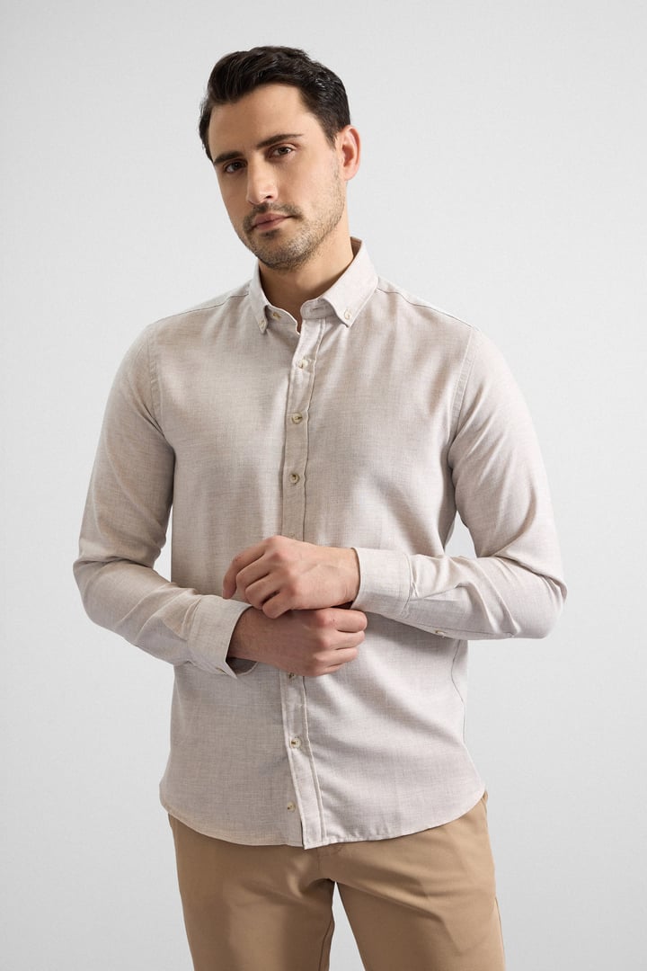 Ekru Slim Düğmeli Yaka Düz Cepsiz Casual Gömlek