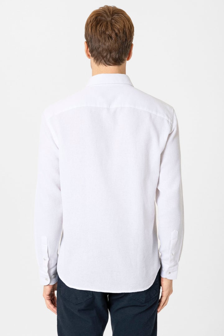 Ekru Slim Fit Desenli Klasik Yaka Gömlek