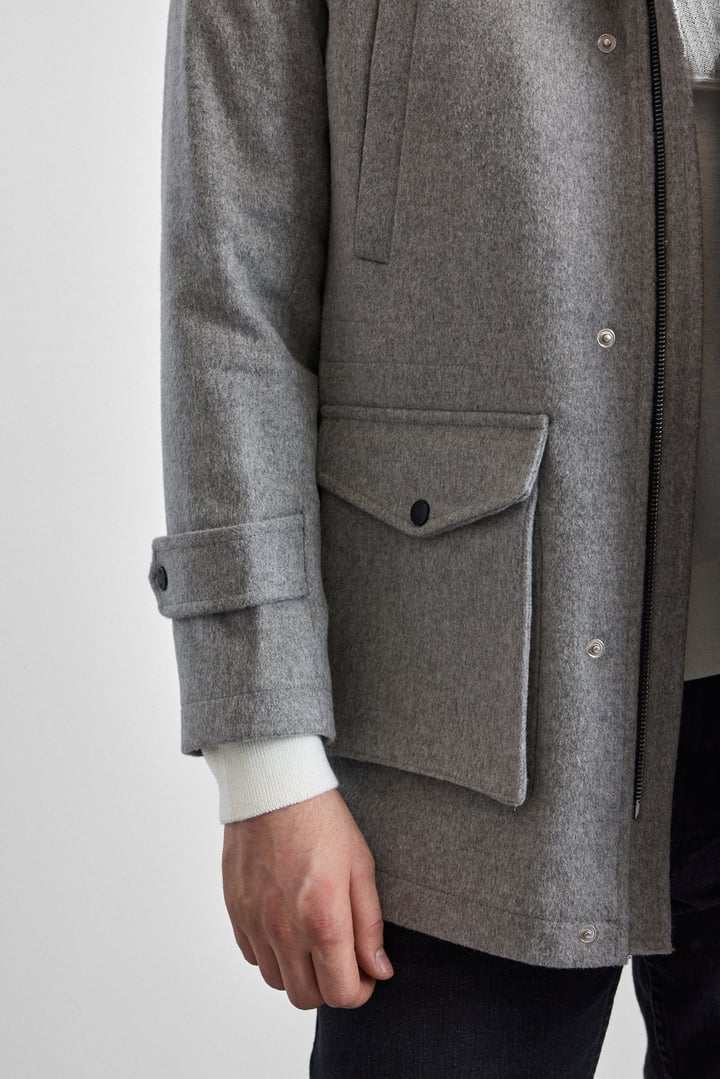 Gri Slim Kapüşonlu Düz Yan Cepli Fermuarlı Dolgusuz Standart Kaban