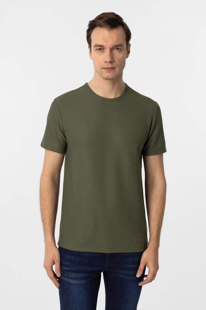 Koyu Haki Slim Fit Armürlü Bisiklet Yaka Tişört