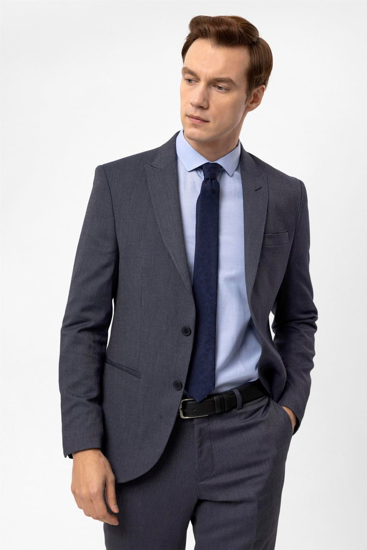 Lacivert Slim Fit Armürlü Sivri Yaka 6 Drop Klasik Takım Elbise