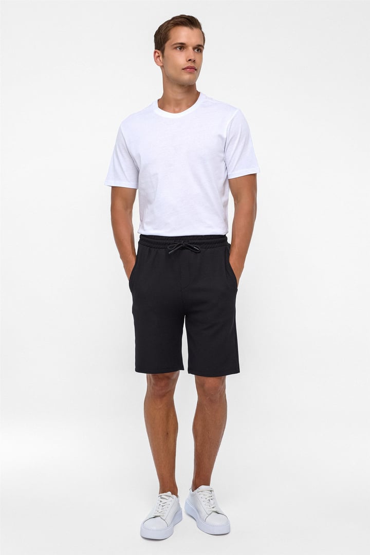 Siyah Regular Armürlü Örme Şort