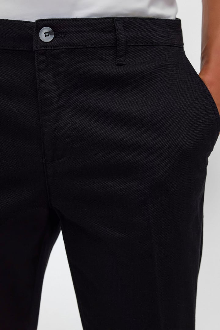 Siyah Regular Armürlü Chino Pantolon