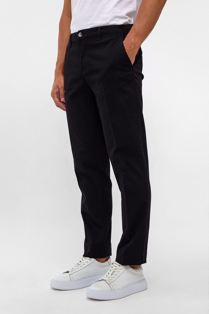 Siyah Regular Armürlü Chino Pantolon