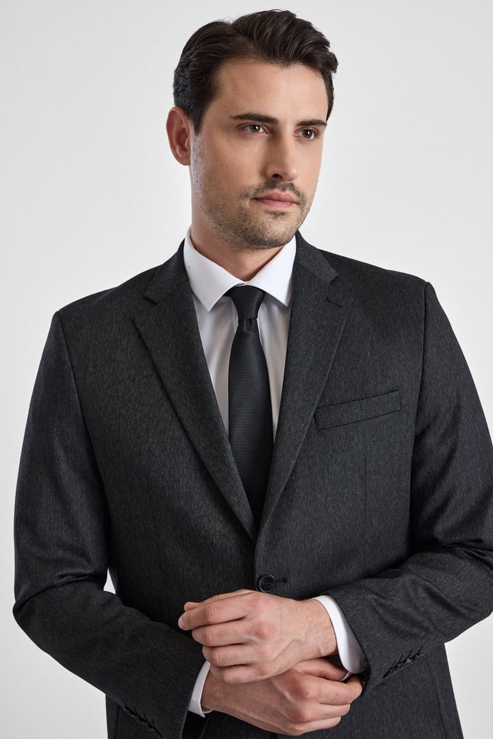 Siyah Regular Sivri Yaka Yan Cepli 4 Drop Takım Elbise