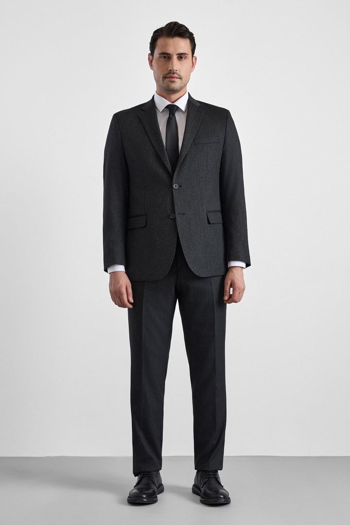 Siyah Regular Sivri Yaka Yan Cepli 4 Drop Takım Elbise