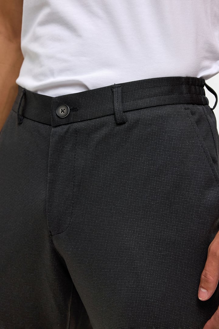 Siyah Slim Armürlü Jogger Pantolon