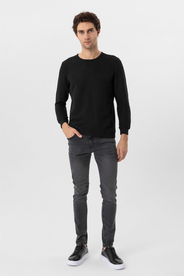 Siyah Slim Fit Armürlü Bisiklet Yaka Triko Kazak