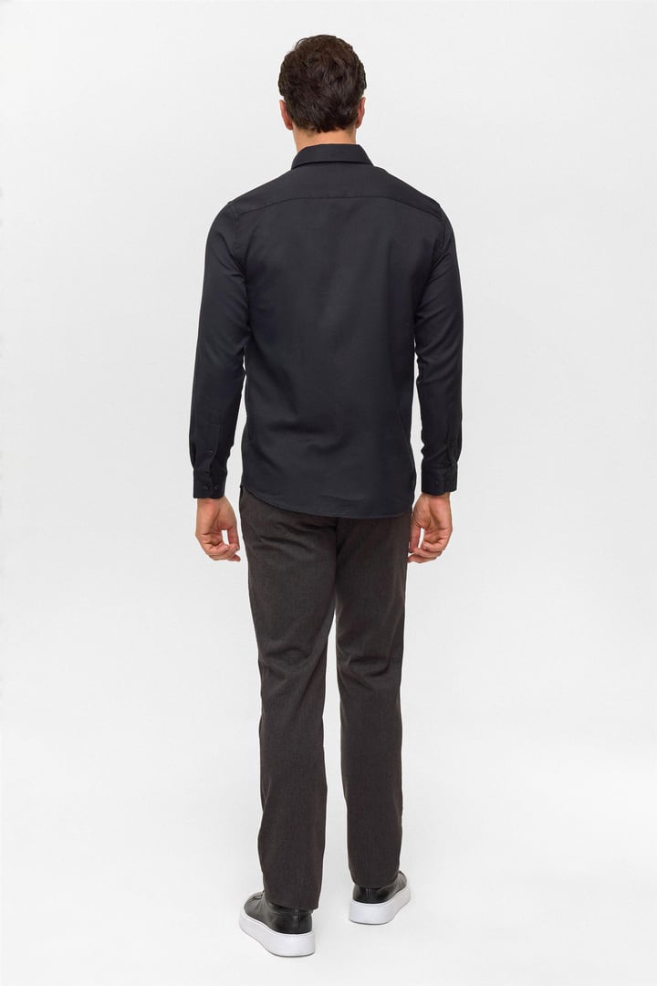 Siyah Slim Baskılı Düğmeli Yaka Gömlek