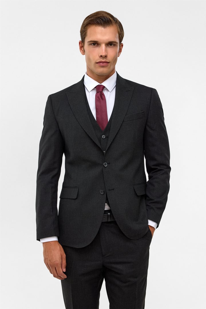 Siyah Slim Desenli Sivri Yaka 6 Drop Yelekli Takım Elbise