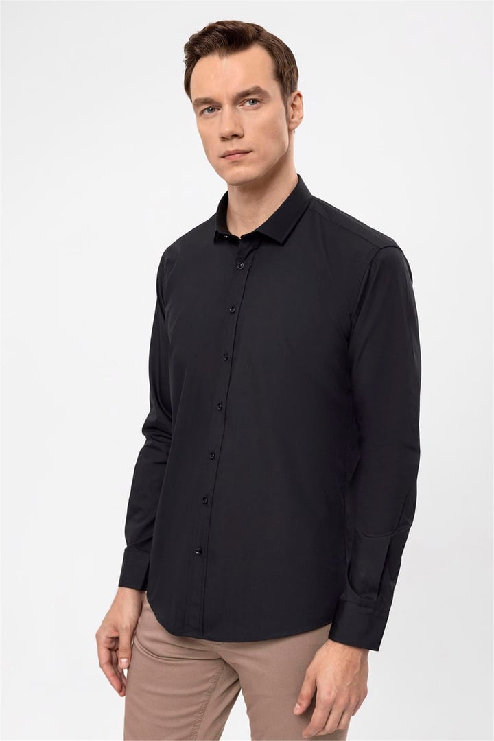 Siyah Slim Fit Düz Klasik Yaka Gömlek