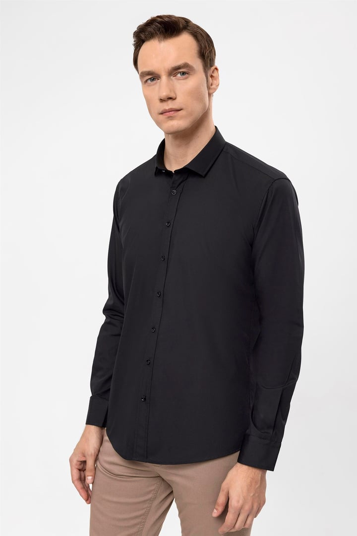 Siyah Slim Fit Düz Klasik Yaka Gömlek