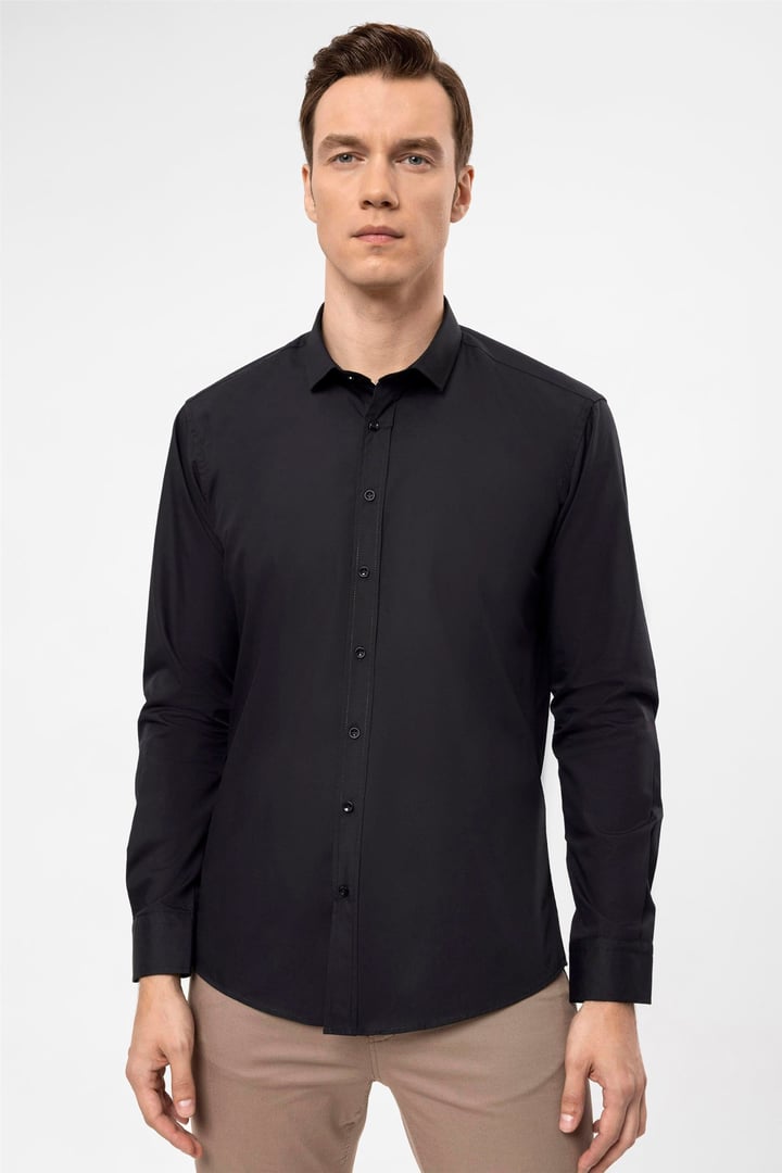Siyah Slim Fit Düz Klasik Yaka Gömlek