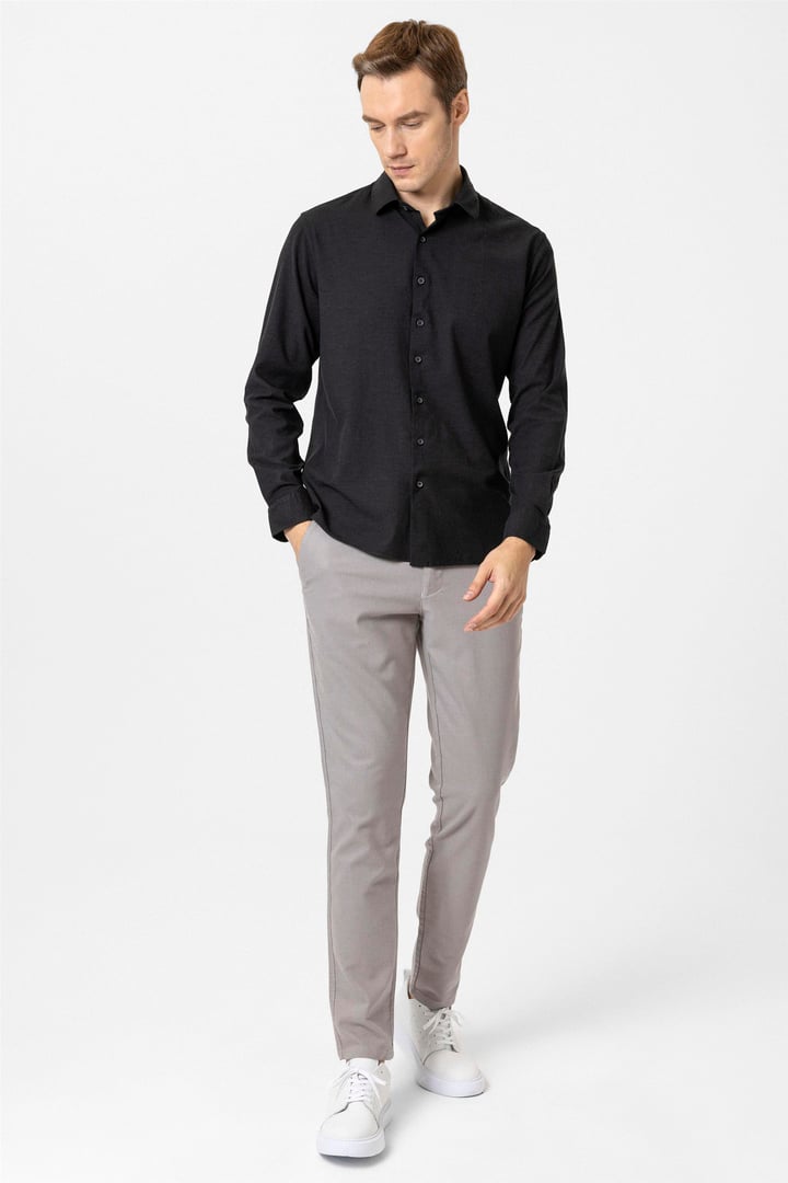 Siyah Slim Fit Düz Klasik Yaka Gömlek