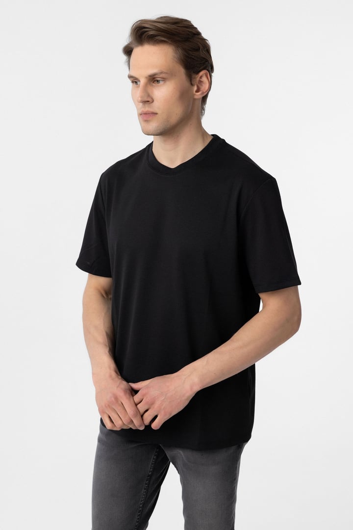 Siyah Slim Fit Armürlü Bisiklet Yaka Tişört