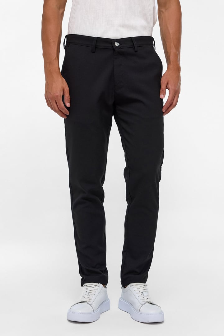 Siyah Slim Fit Desenli Kumaş Pantolon