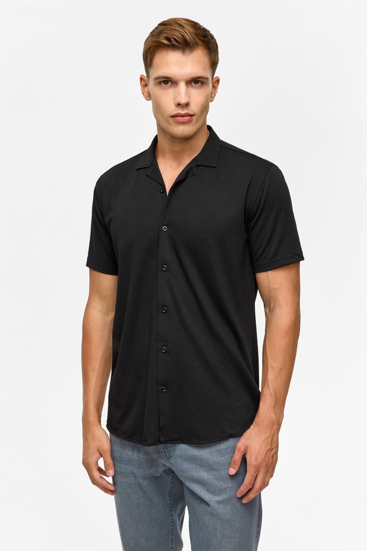 Siyah Slim Fitilli Apaş Yaka Gömlek
