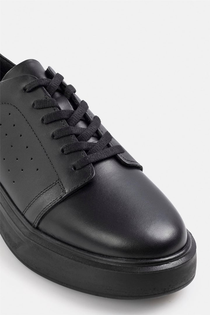 Siyah Sneakers Ayakkabı