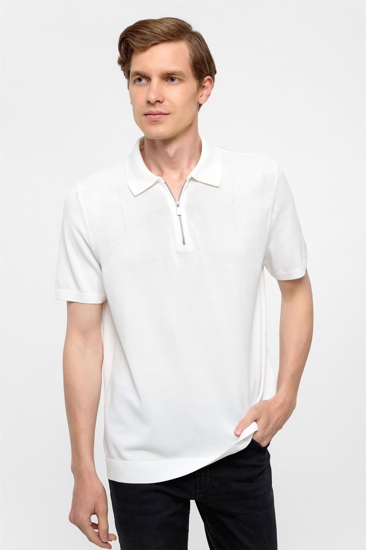 Beyaz Regular Düz Polo Yaka Triko