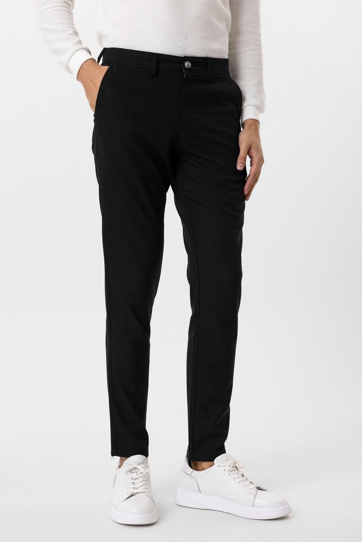 Siyah Slim Desenli Pantolon
