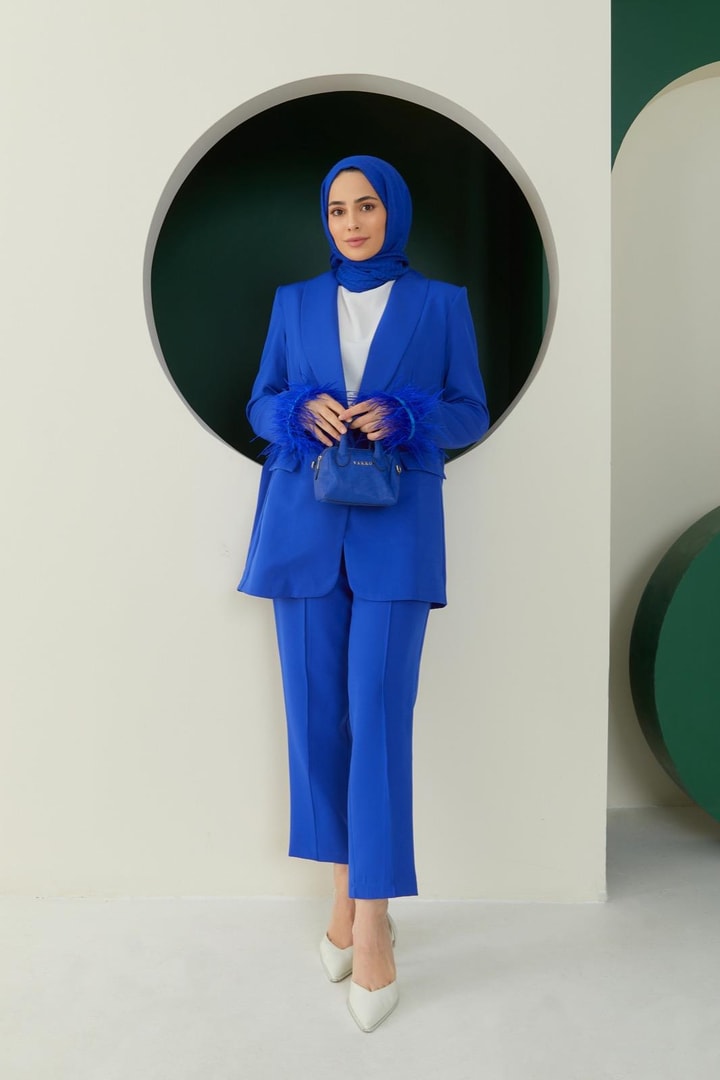 Alina Kolu Tüy Detaylı Takım - saks mavisi