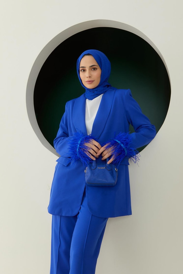 Alina Kolu Tüy Detaylı Takım - saks mavisi