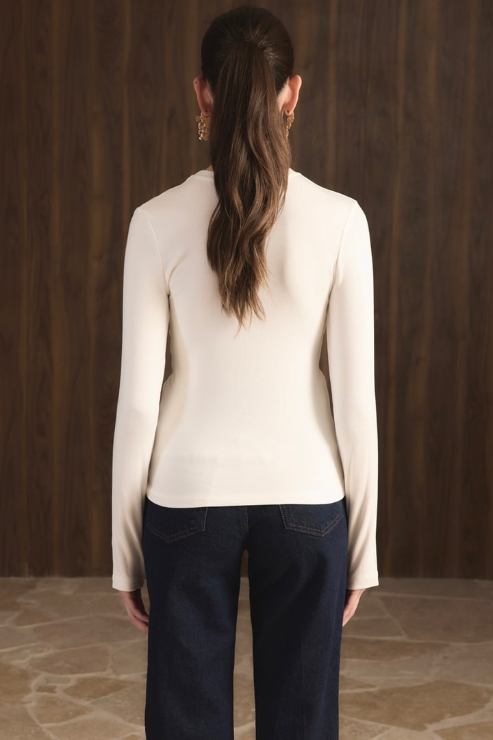 Balıkçı Yaka Basic Body - Ekru
