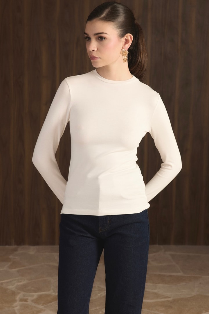 Balıkçı Yaka Basic Body - Ekru
