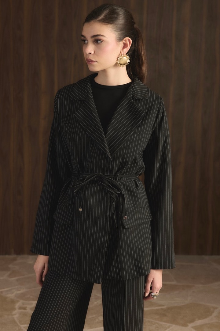 Bel Bağlamalı Blazer Ceket Takım - Siyah