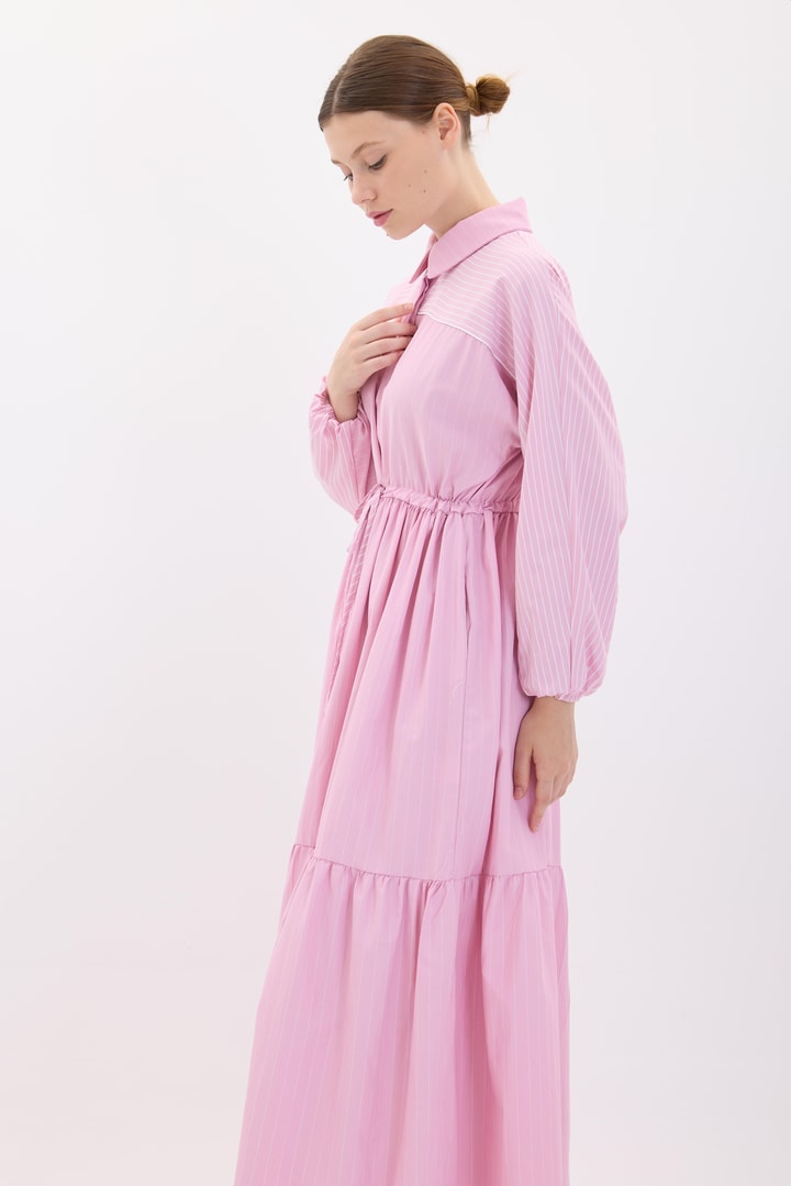 Belden Bağlamalı Çizgili Elbise - Pembe