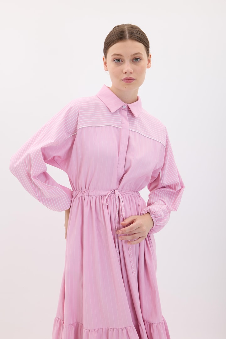 Belden Bağlamalı Çizgili Elbise - Pembe