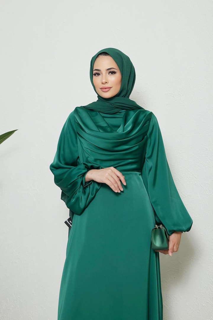 Carina Saten Degaje Yaka Balon Kol Abiye - Zümrüt