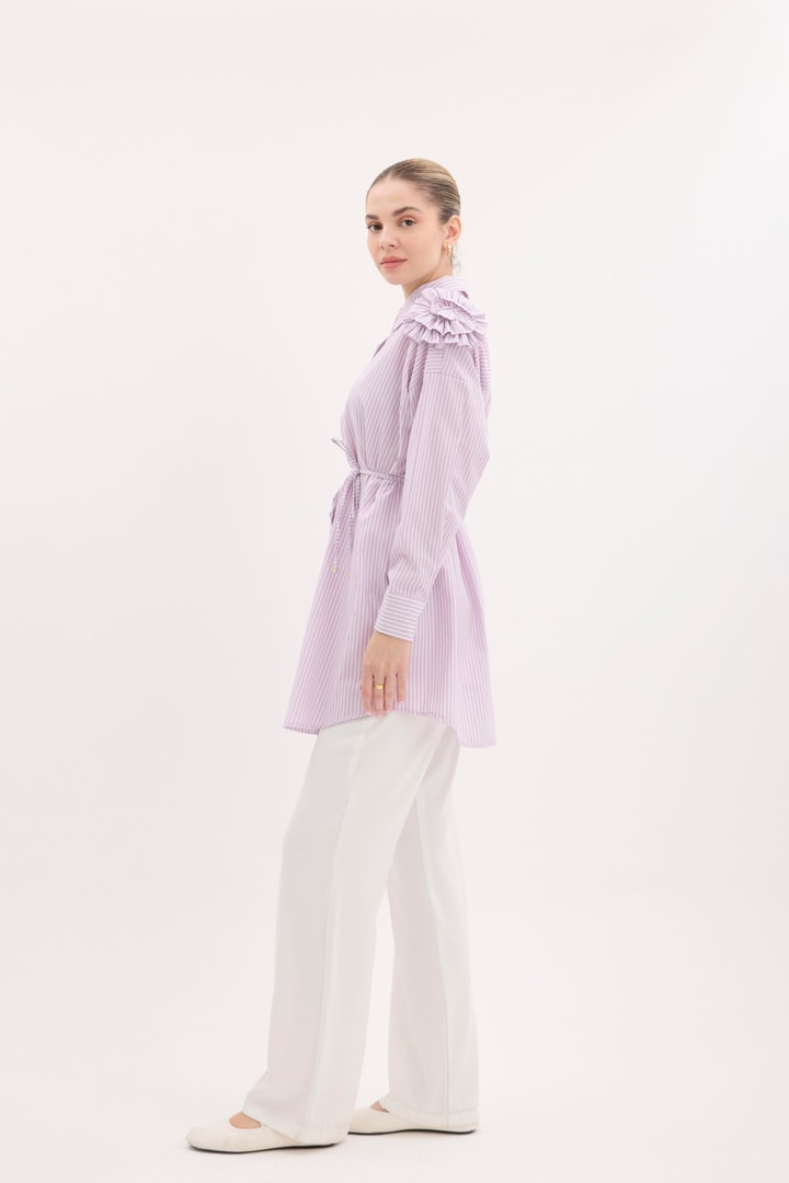 Çiçek Aksesuarlı Çizgili Poplin Gömlek - Pembe