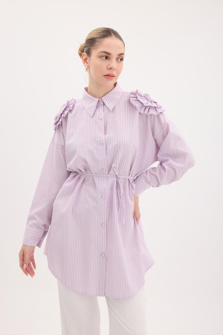 Çiçek Aksesuarlı Çizgili Poplin Gömlek - Pembe