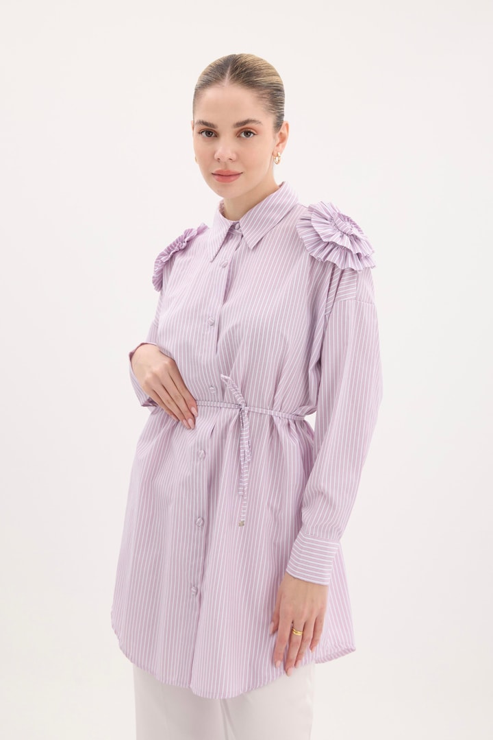 Çiçek Aksesuarlı Çizgili Poplin Gömlek - Pembe