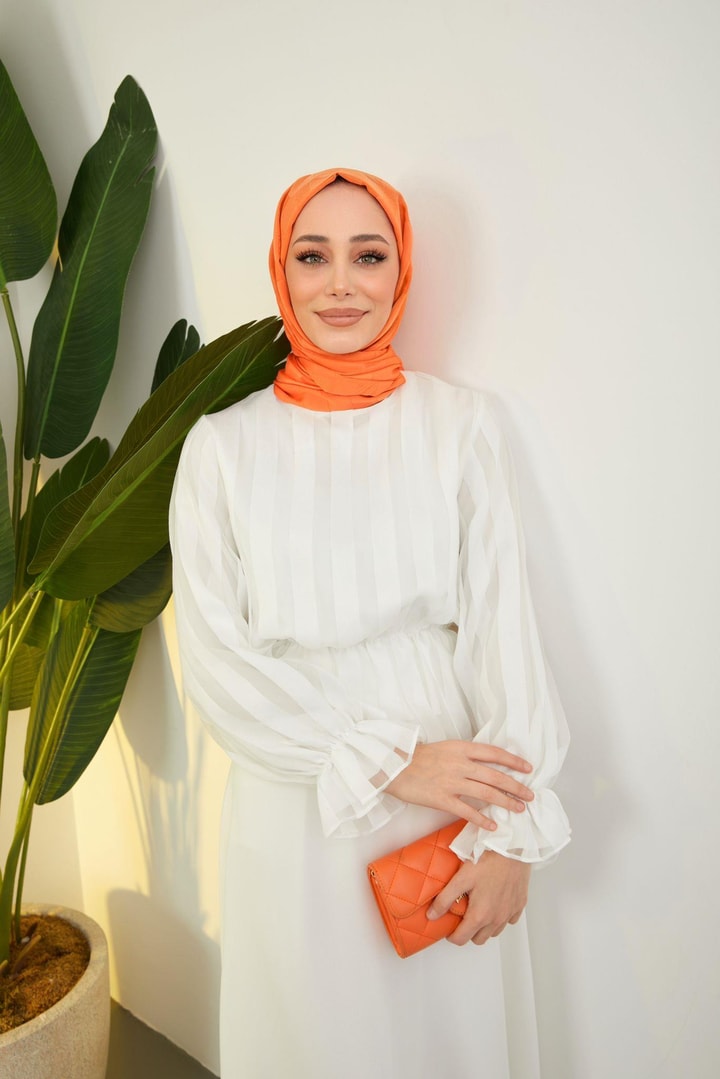 Çizgili Organze Detaylı Etek Takım - Beyaz
