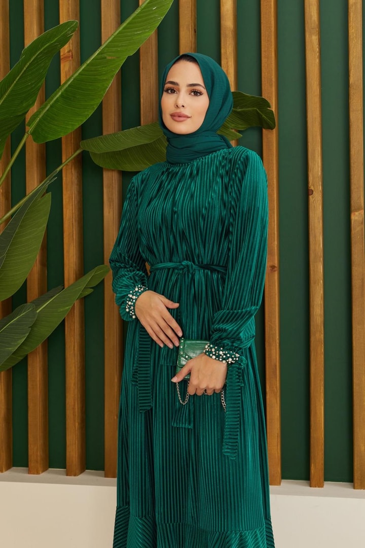 Diana Kolu İncili Kadife Elbise - Zümrüt