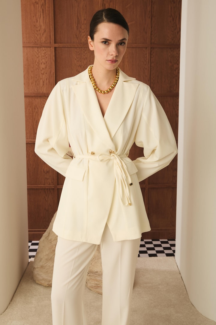 Gigi Belden Oturtmalı Blazer Ceket Takım - Ekru