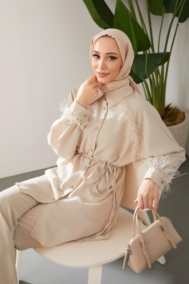 Gisha Taş Ve Tüy Detaylı Krep Takım - Bej